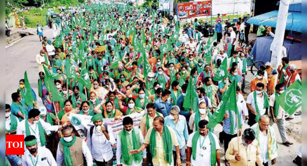 Amaravati Farmers Launch 45-day 'maha Padayatra' | Amaravati News ...