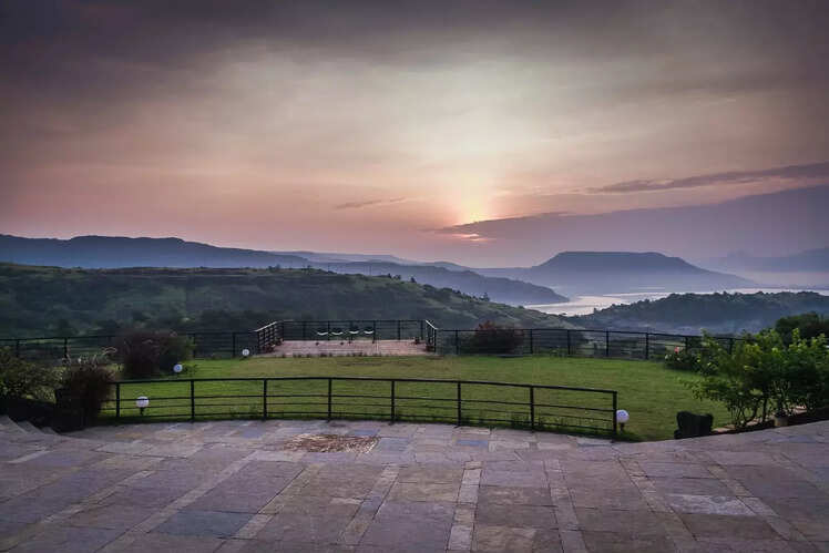 Upper Deck Resort, Lonavala