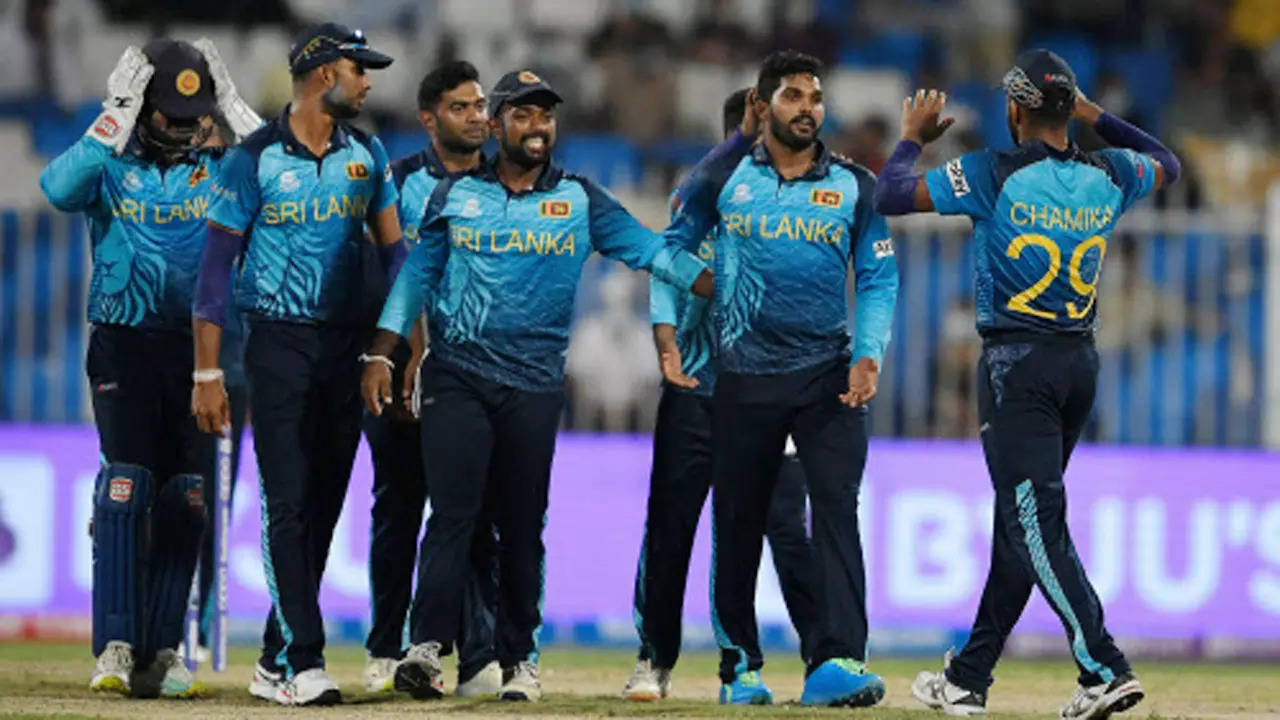 T20 World Cup 2021 - Mickey Arthur on Sri Lanka's future - To strive for  consistency 'in everything that we do