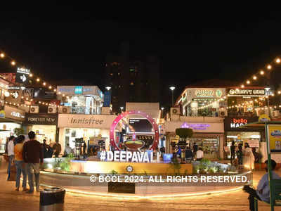 Diwali flea market at Gurgaon's Galleria draws shoppers