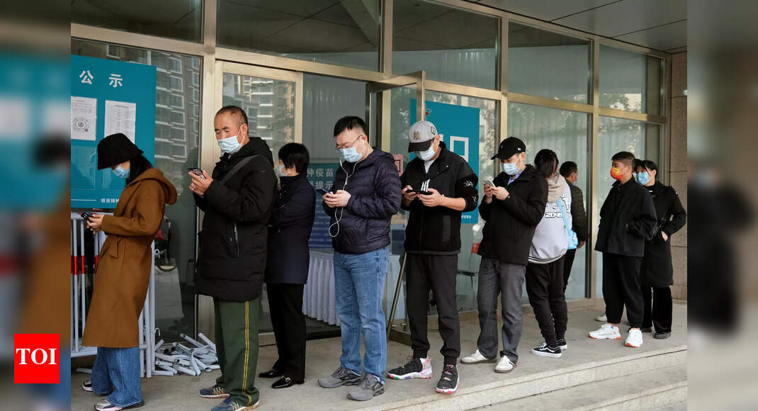 China fortifies Beijing as Covid outbreaks swell