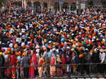 Devotees visit Golden Temple on Bandi Chhor Divas and Diwali