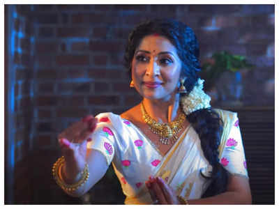 Navya Nair’s eccentric dance moves in ‘Oru Neramenkilum’ cover will surely hook you