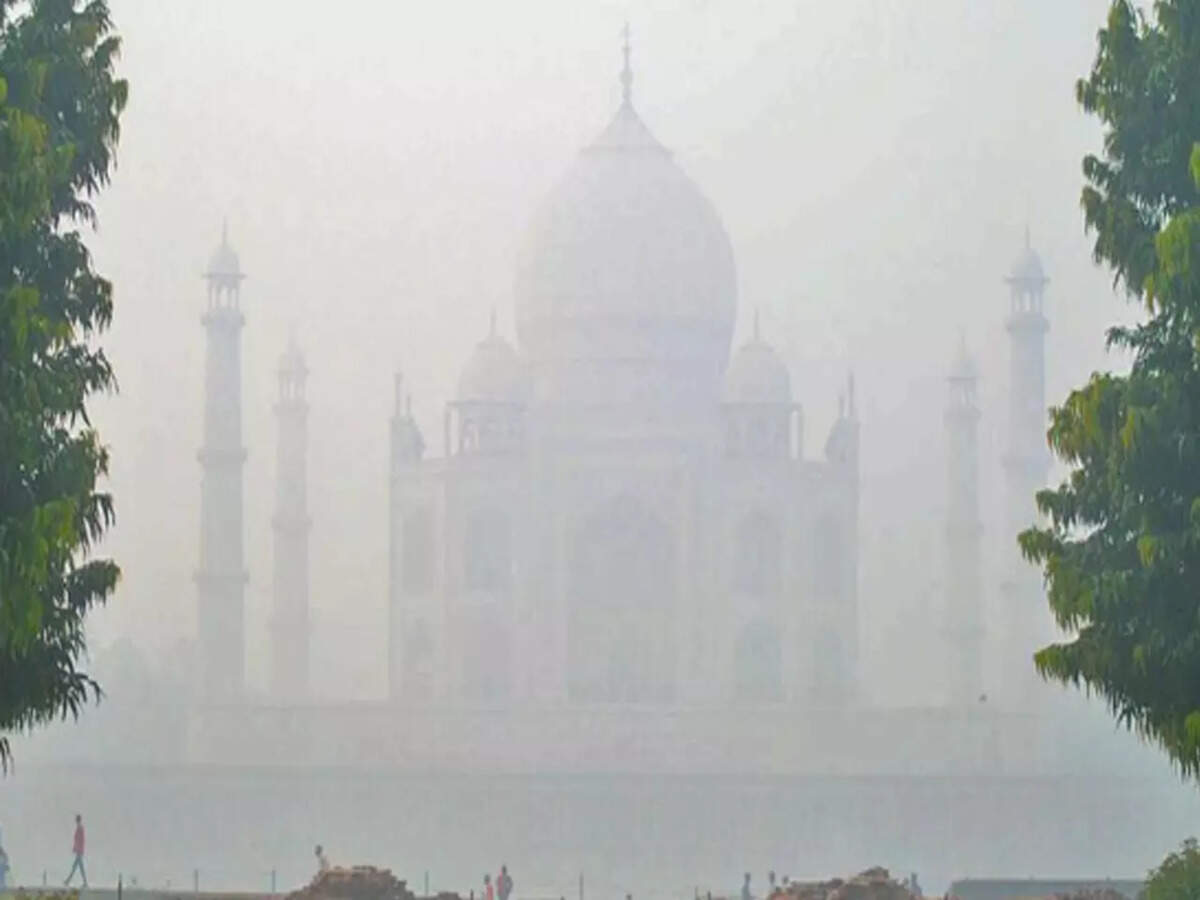 Diwali Pollution Taj Mahal Disappears In Thick Veil Of Smog Agra News Times Of India