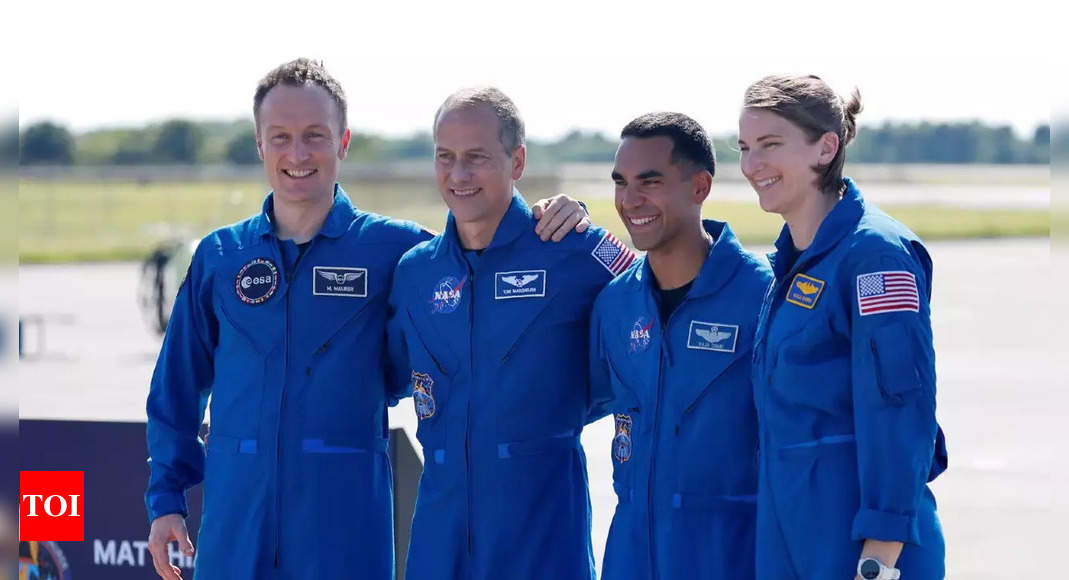nasa: Astronot akan kembali dari stasiun luar angkasa minggu depan: NASA