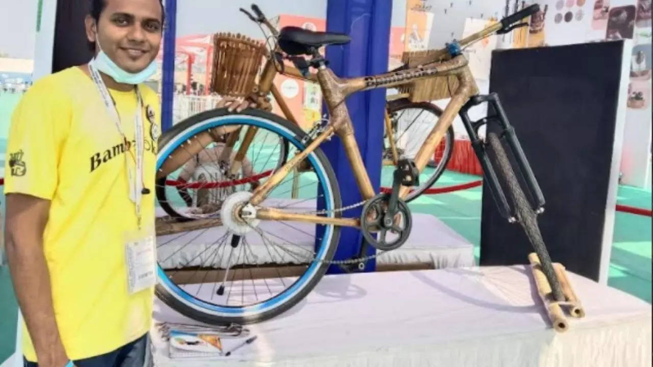 Bastar s social worker makes Chhattisgarh s first bamboo cycle