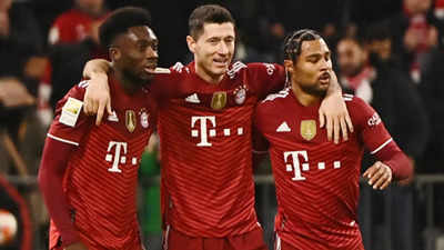 Lewandowski on target as Bayern end Freiburg's unbeaten league start
