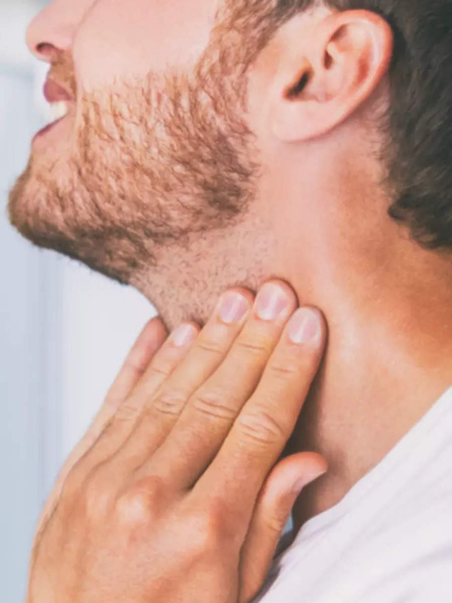 How men can get rid of dark neck