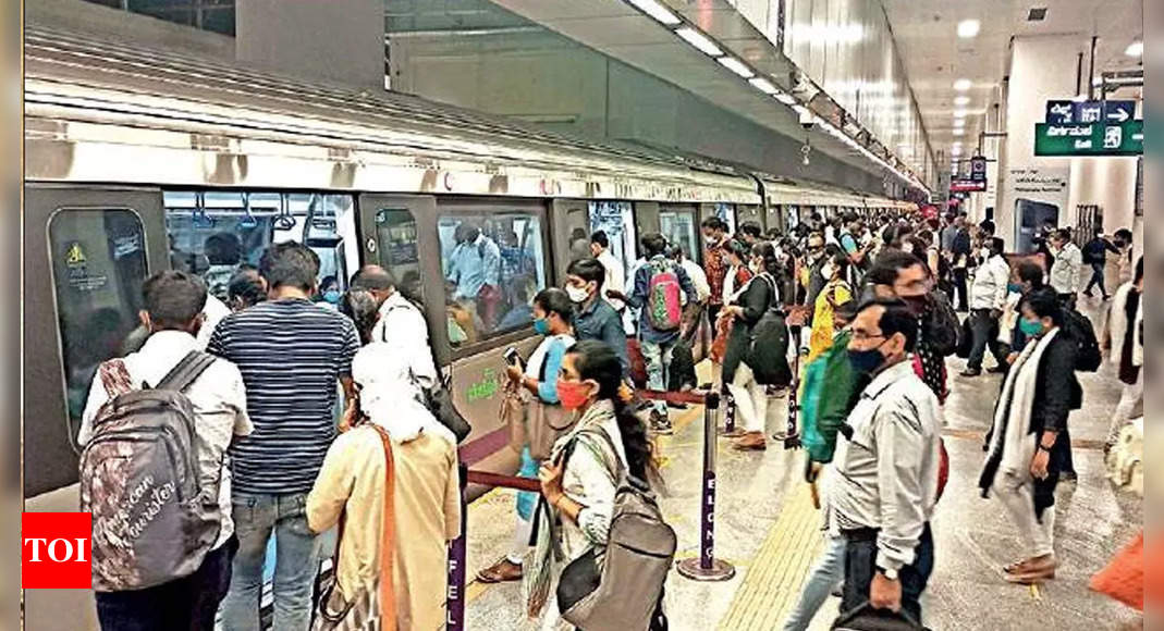 Bengaluru: Curfew Lifted, Commuters Want Namma Metro Till Midnight ...