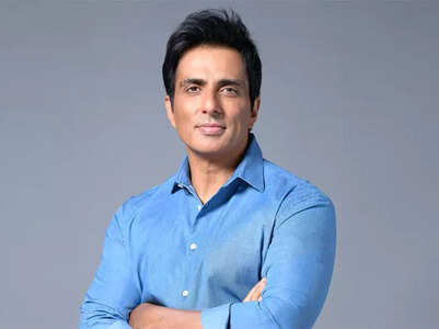 Sonu Sood helps another COVID survivor