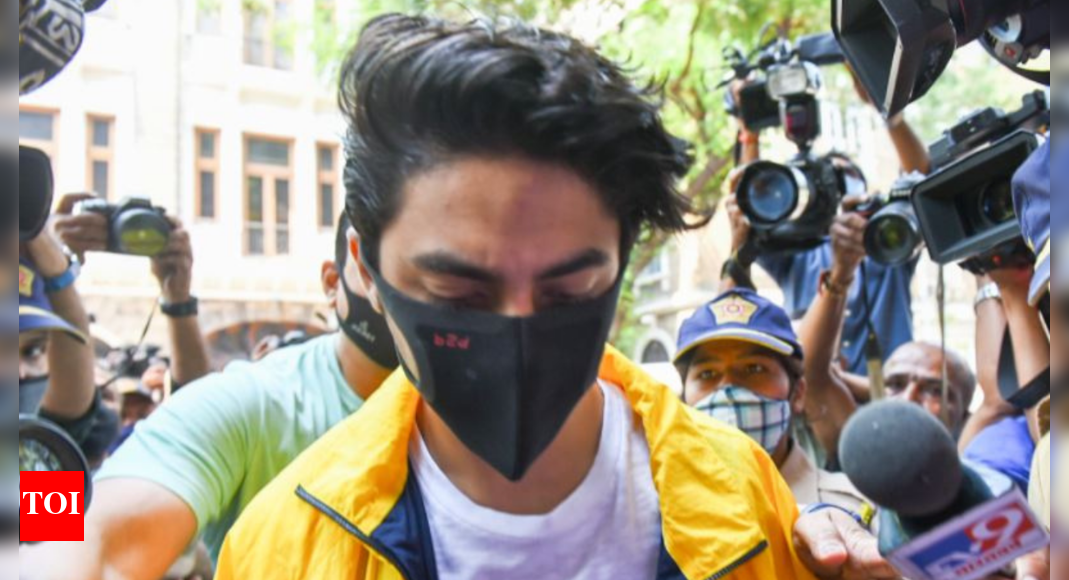 Drugs case: Aryan skips SIT summons, 2 others quizzed