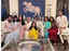 Amitabh Bachchan talks about 'deafening silence' on Diwali as a room full of his family members stay glued to their phones
