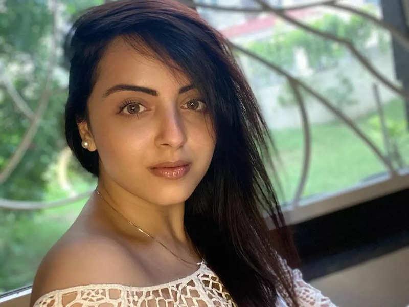 Shrenu Parikh to celebrate her birthday with her parents in Jaipur ...