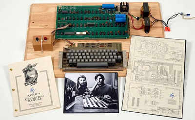 Apple’s first computer built by Steve Jobs and Steve Wozniak could ...