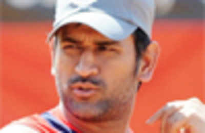 Dhoni was a 'bomb about to explode' before final: Yuvraj