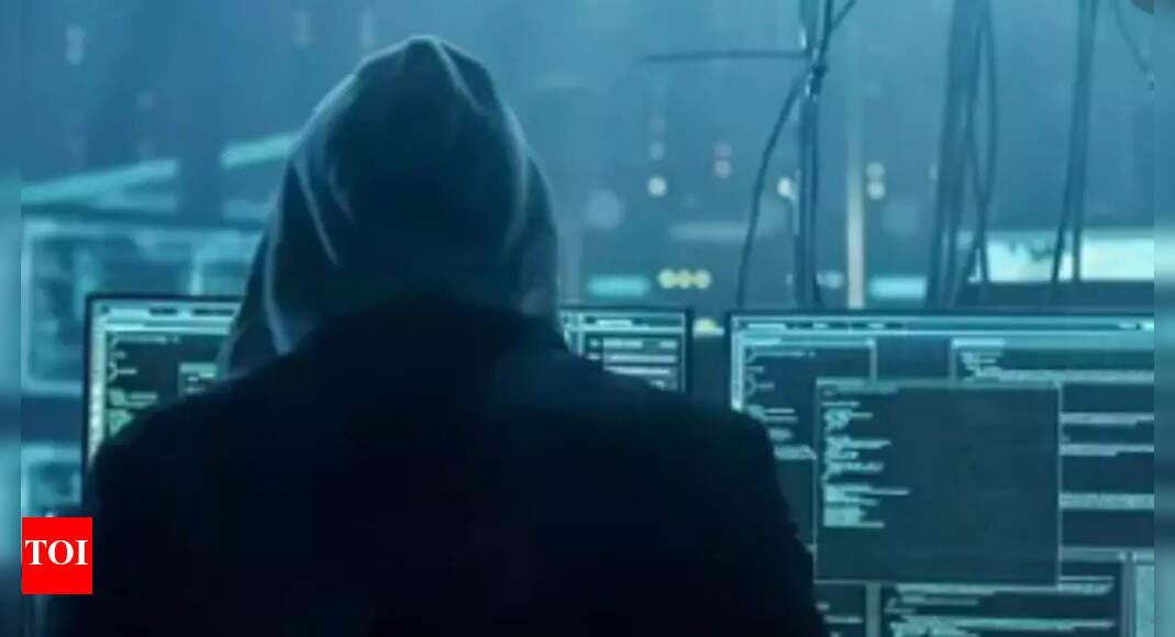 Techie held for rape threats to cricketer&rsquo;s baby