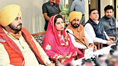 Bathinda rural MLA Rupinder Kaur Ruby joins Congress, within hours of quitting AAP