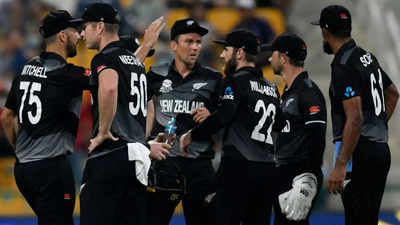 Brilliant game of cricket: Sachin Tendulkar, Virender Sehwag hail New Zealand after semifinals win