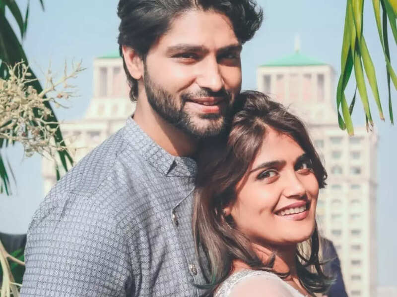 Rishi Saxena writes a heartwarming note to girlfriend Isha Keskar on ...