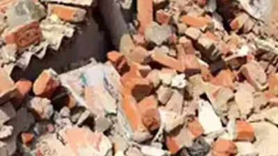 5 students hurt as slab collapses in Himachal Pradesh school