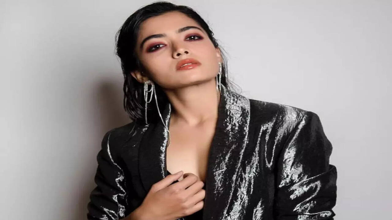 Rashmika Mandanna open to date a man younger than her | Tamil Movie News -  Times of India