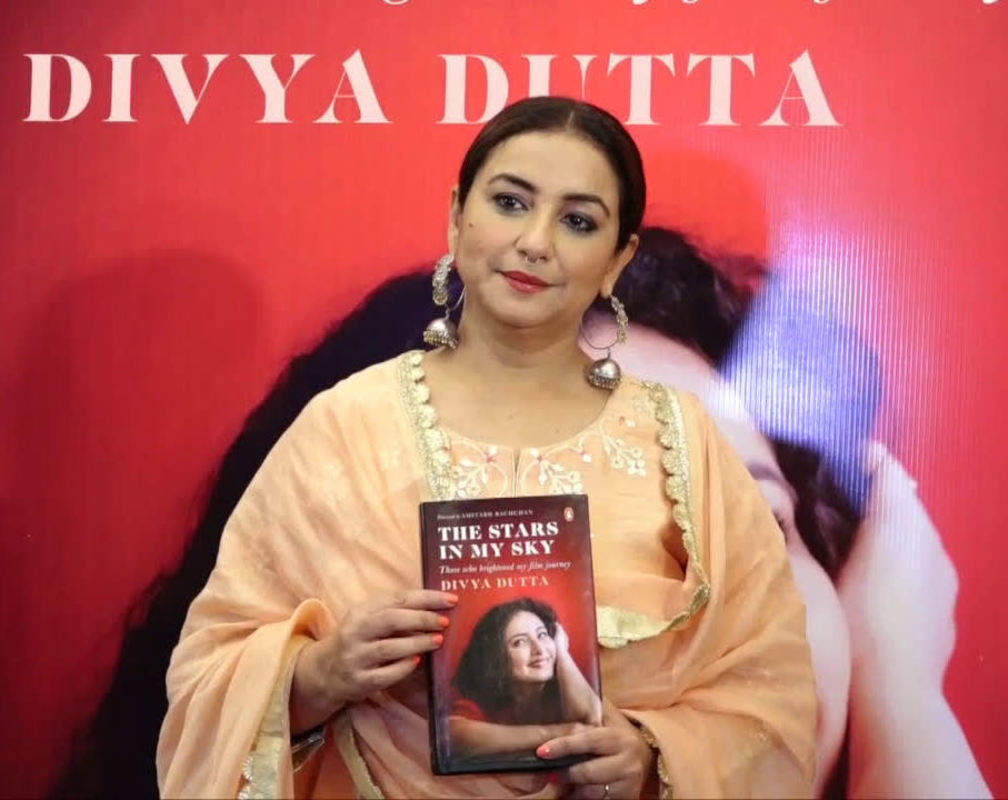 
Shabana Azmi, Javed Akhtar launch Divya Dutta's new book
