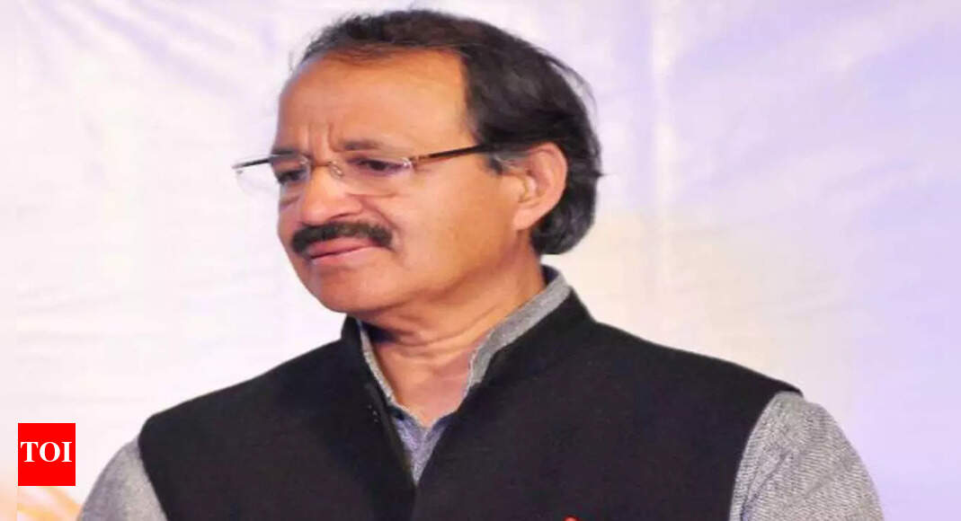 All those raising slogan of ‘Jai Shri Ram’ not sages: Alvi