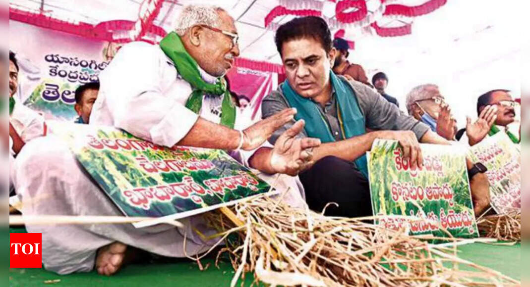 Telangana: TRS ups the ante on paddy row
