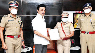 Chennai: Inspector E Rajeswari rewarded, man she saved dies