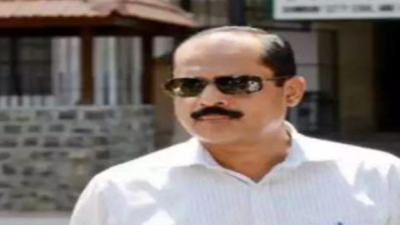 Mumbai court sends Sachin Waze to police custody till November 15 in extortion case