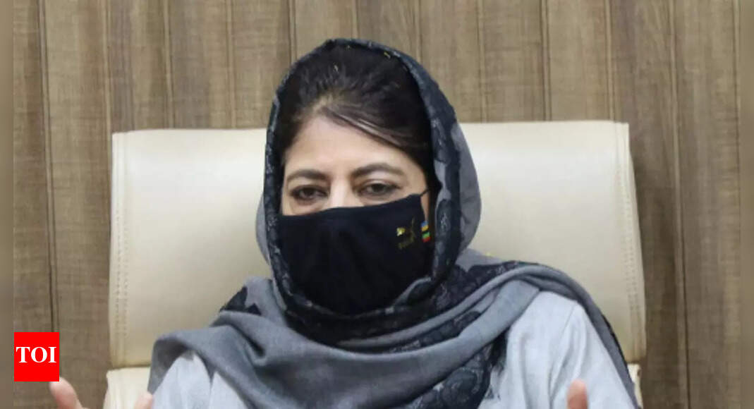Mehbooba backs Khurshid’s Hindutva stance in new book