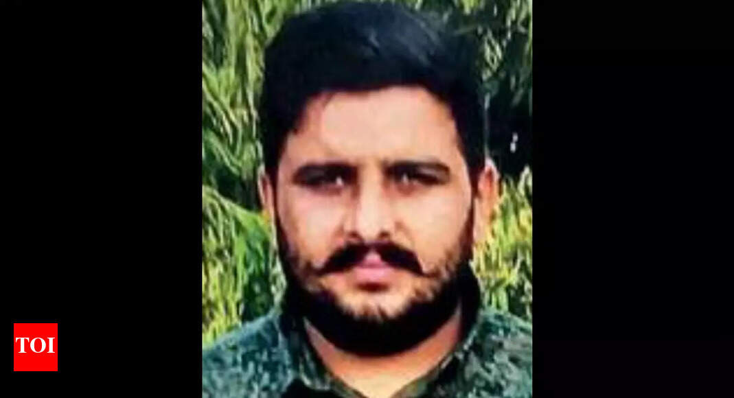 Chandigarh Exbouncer kills friend in his car, surrenders Chandigarh