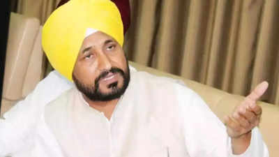 Punjab: AAP MLAs march to CM Charanjit Singh Channi's house, detained