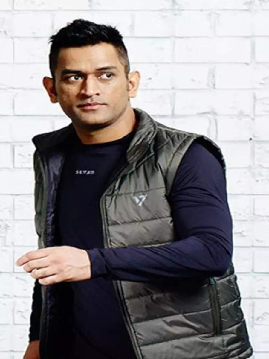 Ms Dhoni 10 Jackets To Steal From Uber Stylish Thala Ms Dhoni Times Of India 5328