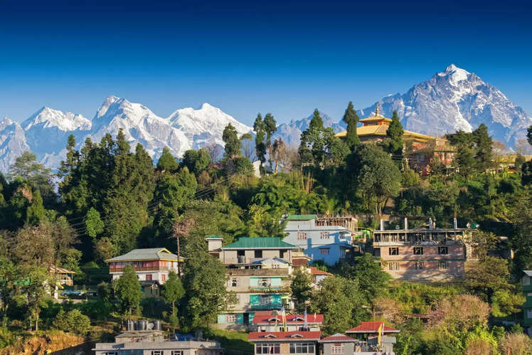 The most stunning Himalayan viewpoints in India | Times of India Travel