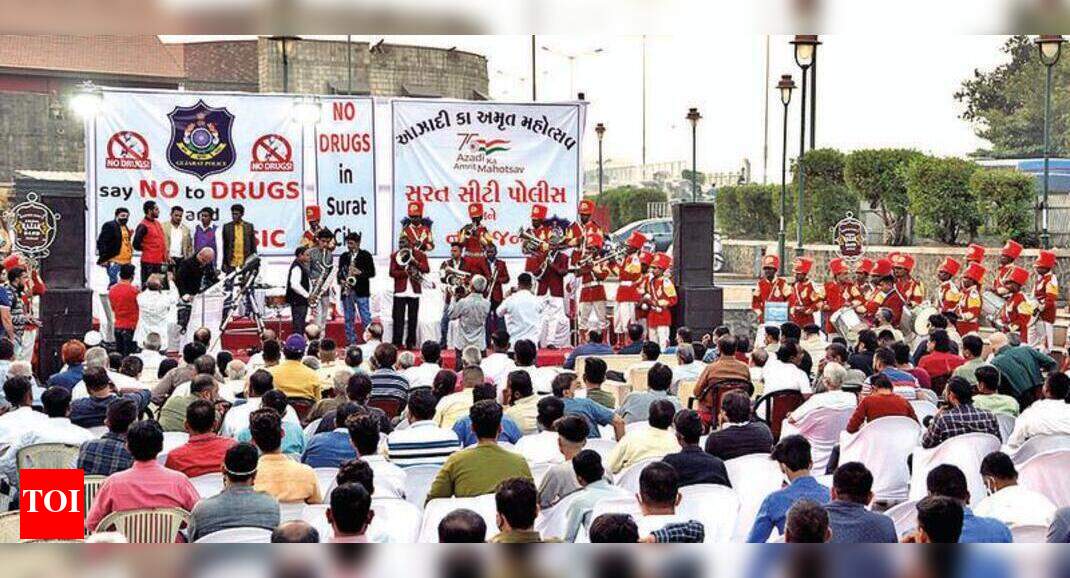 Diamond city police take musical route to fight drugs Surat News