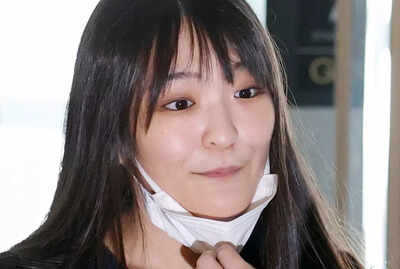 Japan's ex-princess Mako and husband begin new life in US
