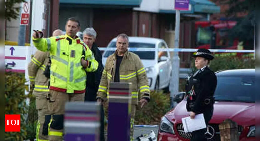 , UK police arrest 3 under Terrorism Act after taxi explosion claims, The World Live Breaking News Coverage & Updates IN ENGLISH