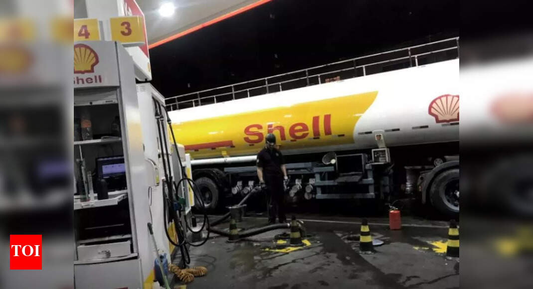 Shell: Shell wants to move headquarters amid cleaner energy shift ...