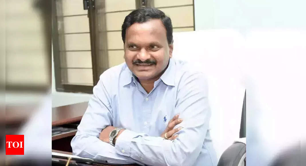 Siddipet collector quits amid political entry buzz