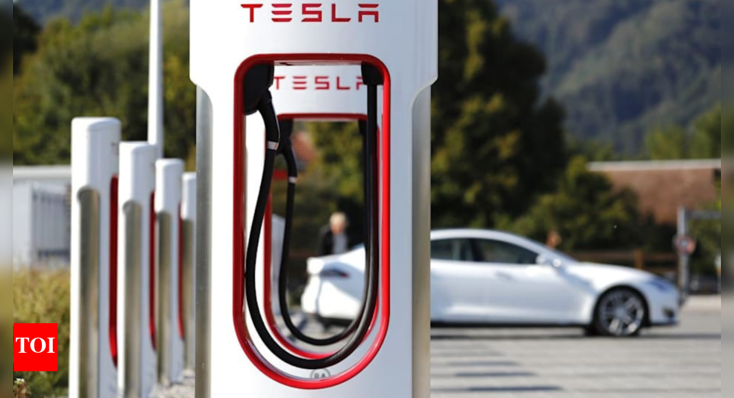 Tesla deploying Starlink satellite systems at Supercharger