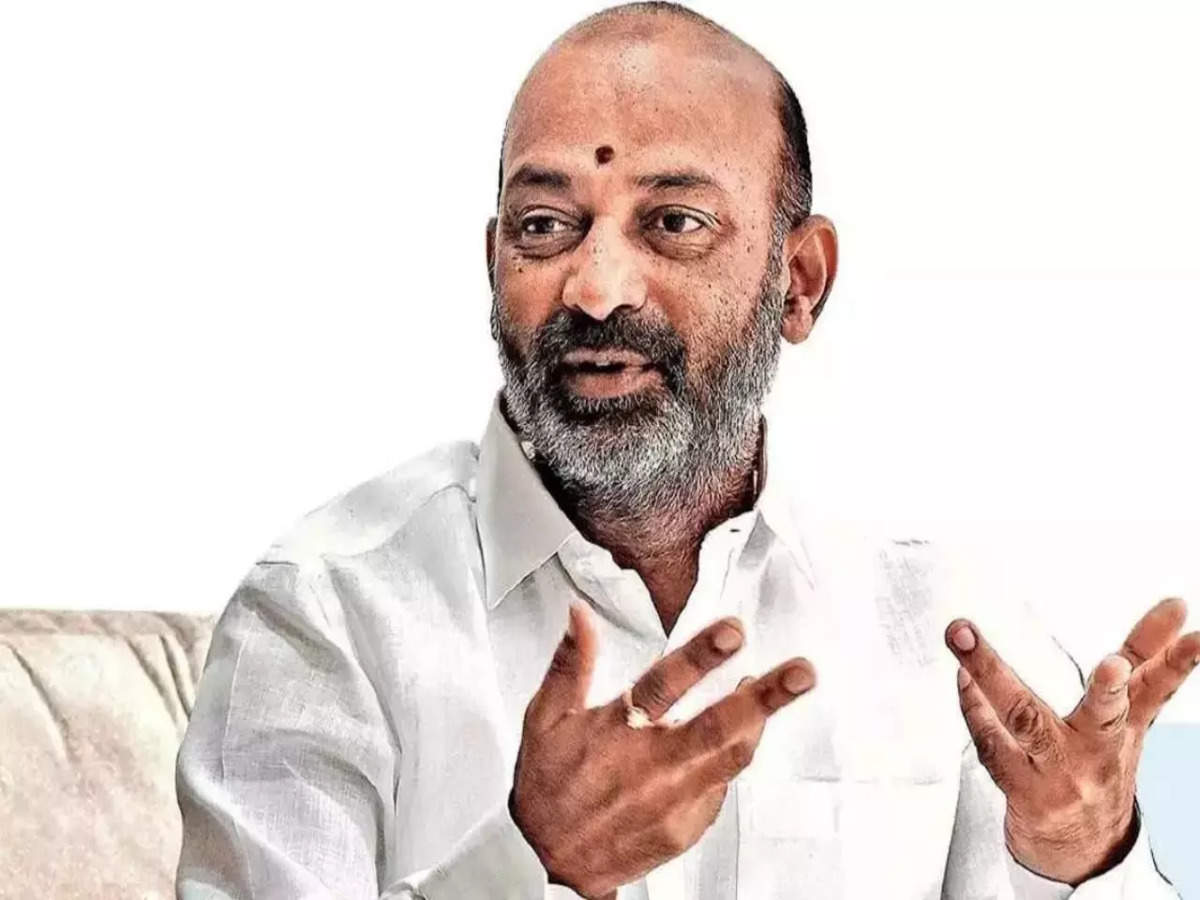 BJP state chief Bandi Sanjay Kumar blames Telangana government for attack  on his convoy | Hyderabad News - Times of India