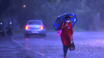 Unseasonal rains in Gujarat due to cyclonic circulation in Arabian Sea