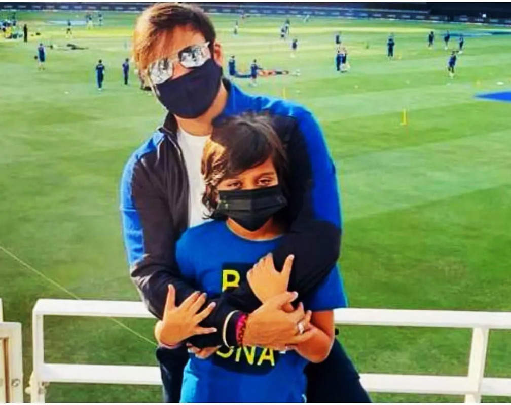 
How Vivek Oberoi’s son Vivaan reacted seeing the actor kissing his heroine on screen
