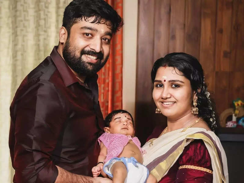 Pookkalam Varavayi actor Niranjan Nair names his baby boy 'Daivik ...