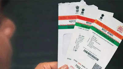 Gurugram: Two held for making fake Aadhaar cards
