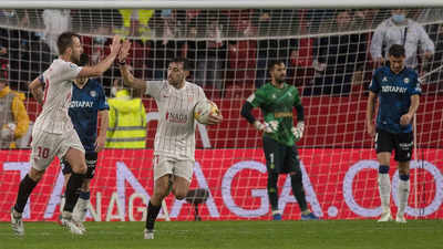 La Liga: Sevilla held by Alaves despite late Ivan Rakitic strike
