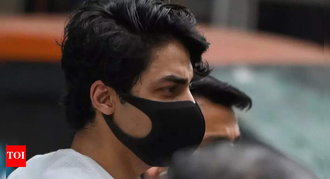 No proof of conspiracy: HC in Aryan bail order