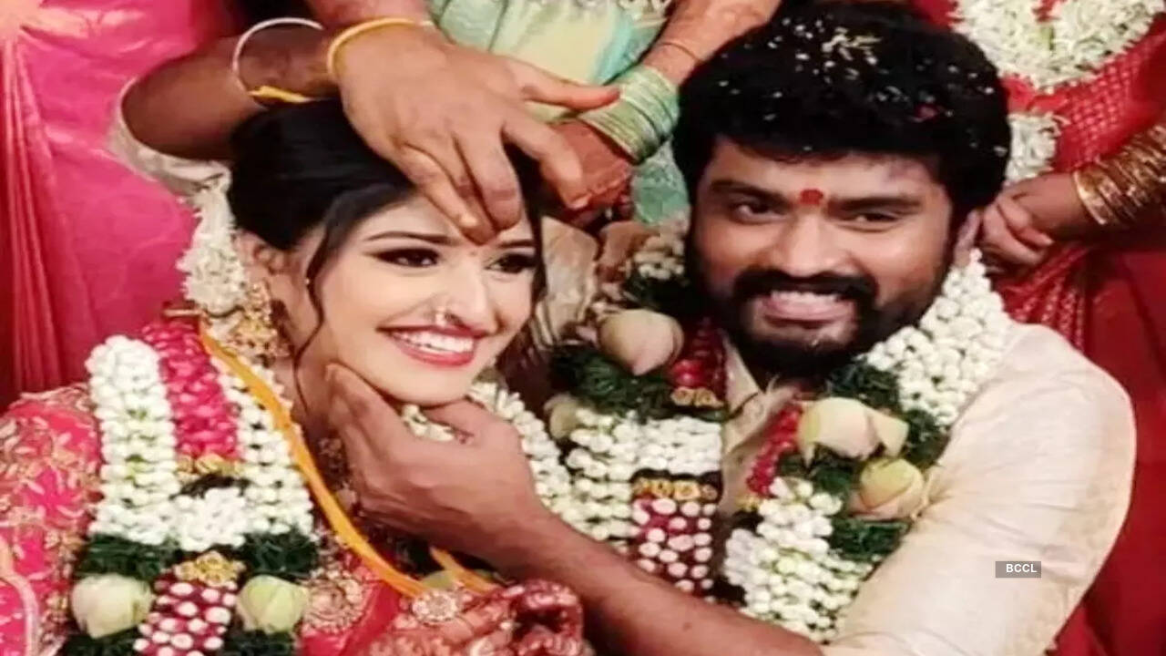 Tamil TV actors Shreya Anchan and Sidhu Sid get married - Times of India