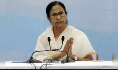 Will meet PM, raise issues of Tripura violence and BSF's jurisdiction extension: Mamata Banerjee